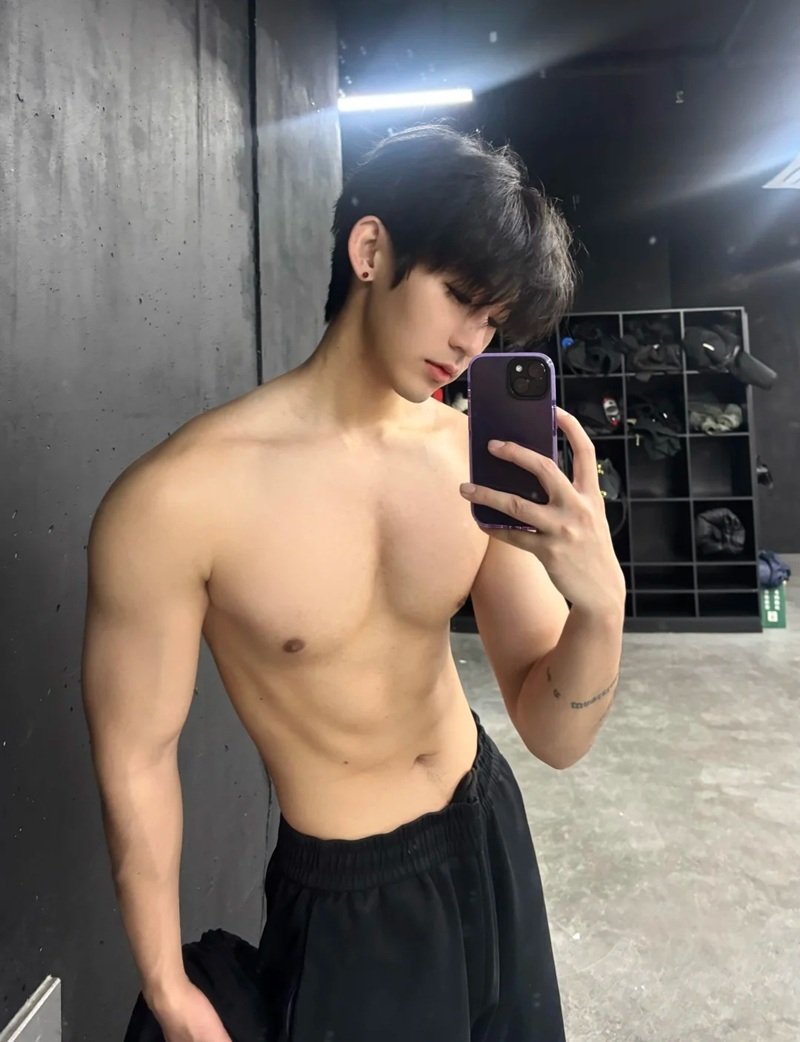 trai đẹp 6 múi 3