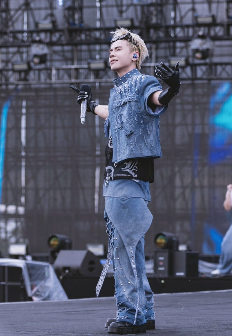 Ảnh Quang Hùng MasterD 8