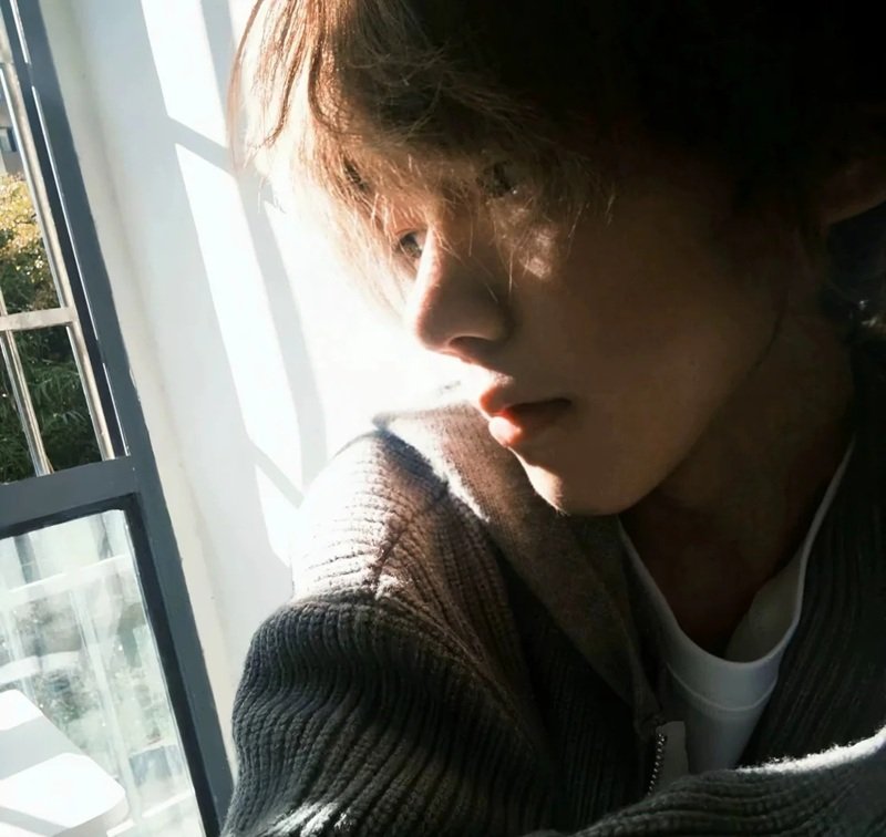 ảnh đại diện buồn 40