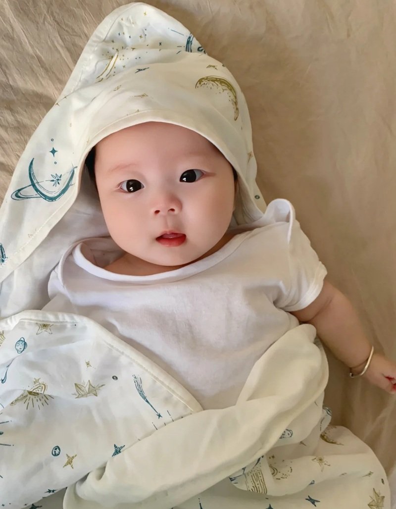 ảnh em bé cute 21