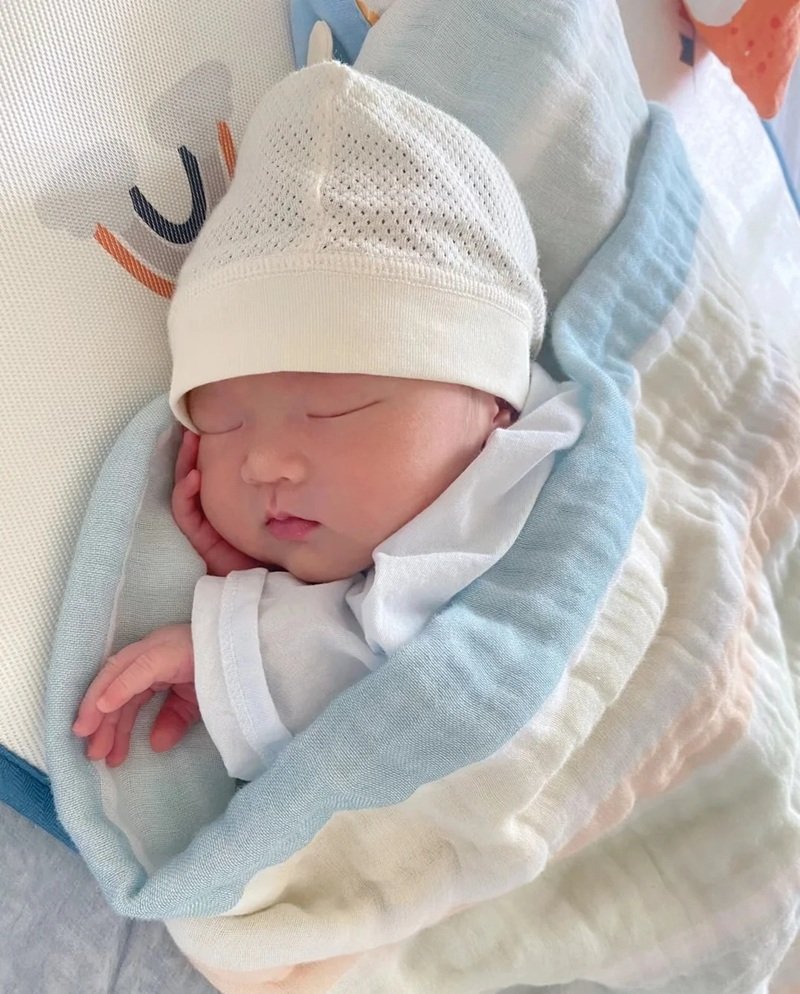 ảnh em bé cute 28