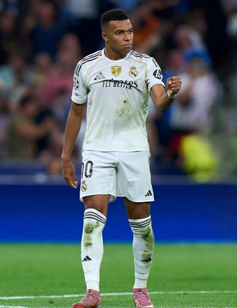 ảnh mbappe đẹp nhất 31