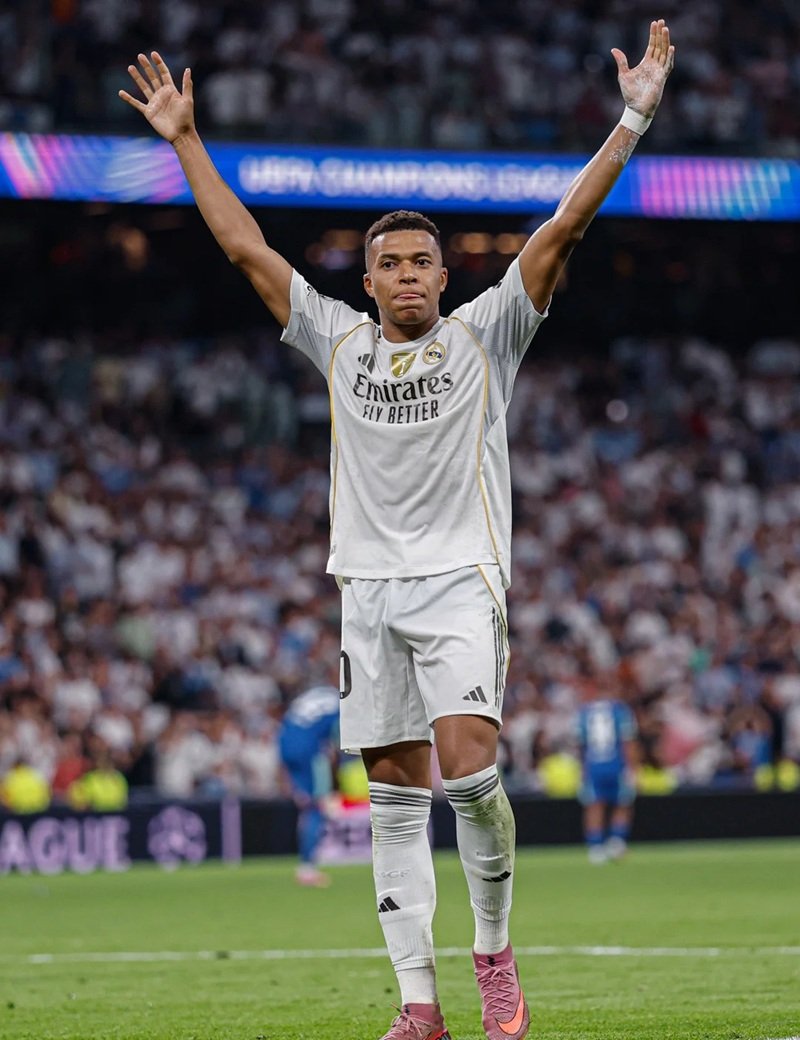 ảnh mbappe đẹp nhất 35