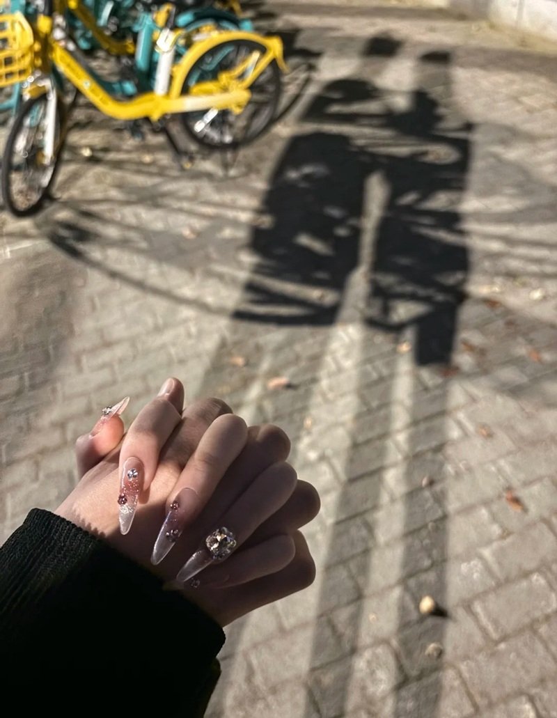 ảnh nắm tay người yêu 1