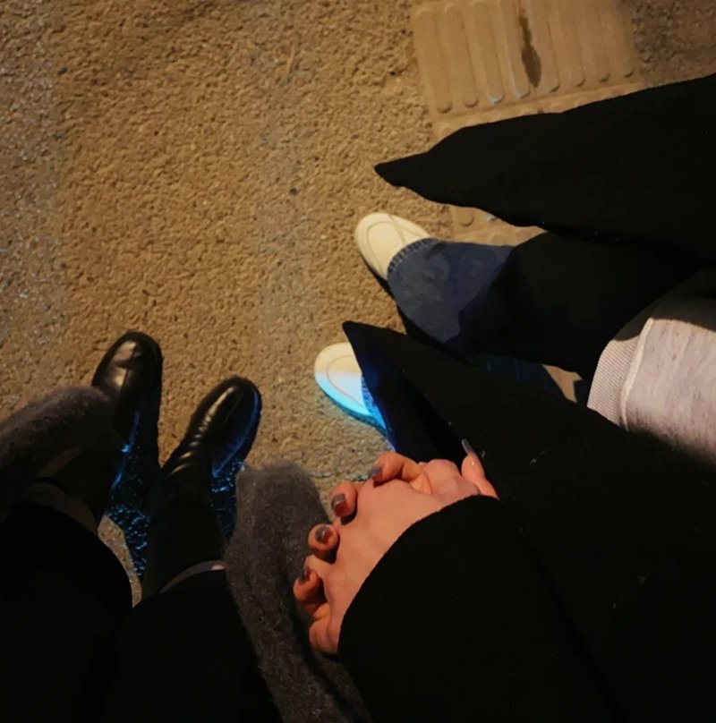 ảnh nắm tay người yêu 10