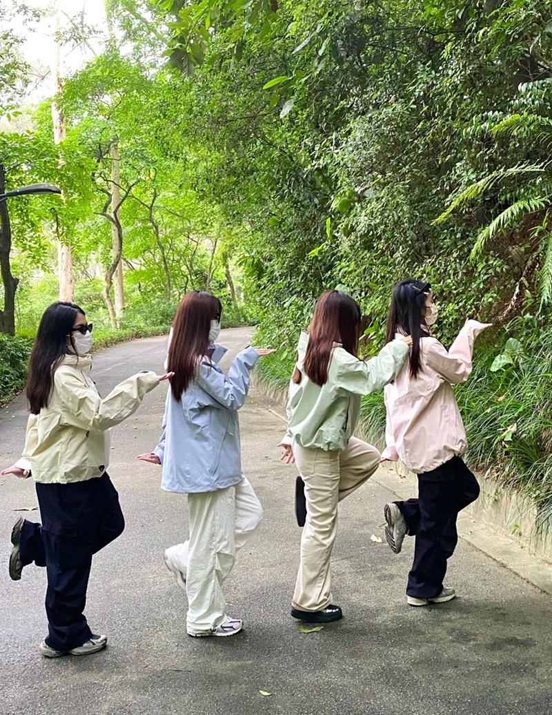 ảnh nhóm 4 người 24