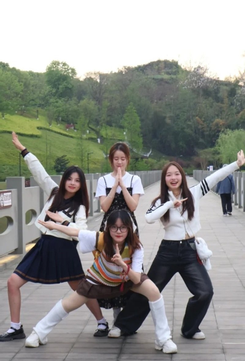 ảnh nhóm 4 người 33