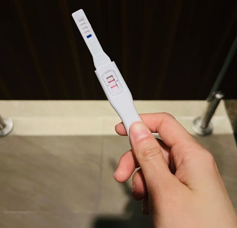 ảnh que thử thai 2 vạch 10