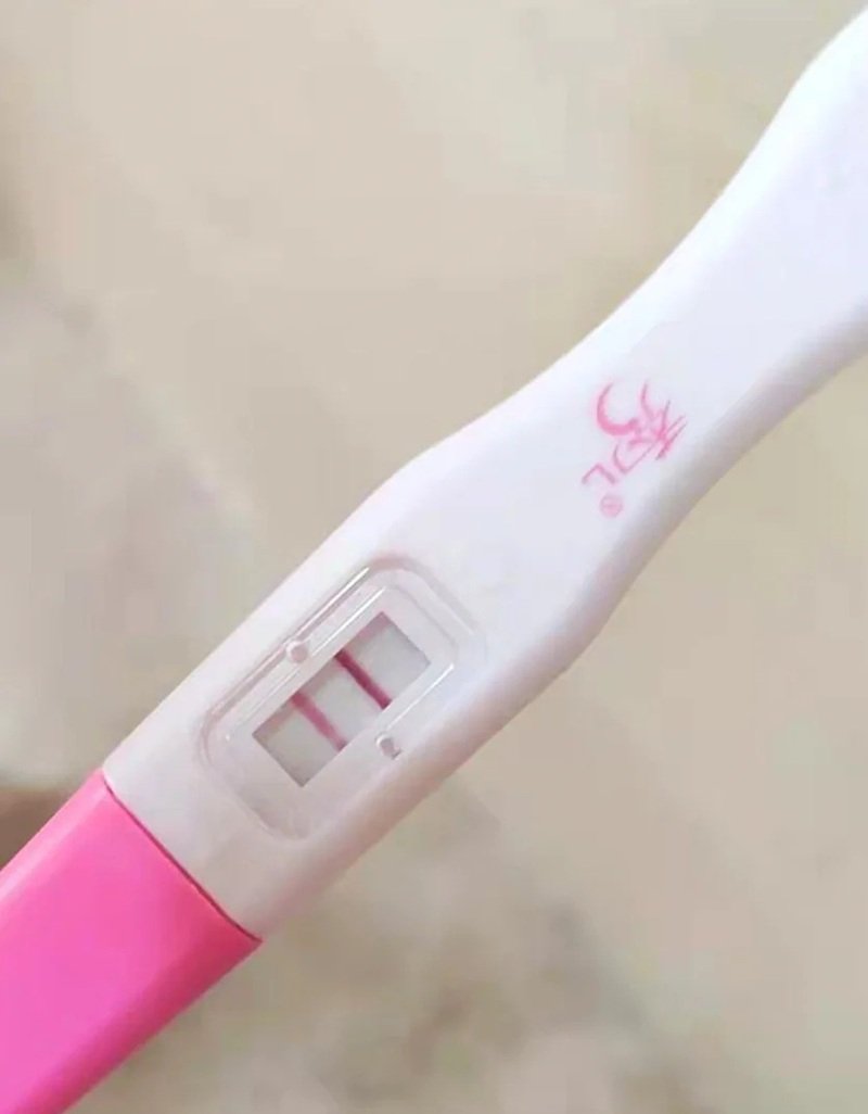 ảnh que thử thai 2 vạch 15