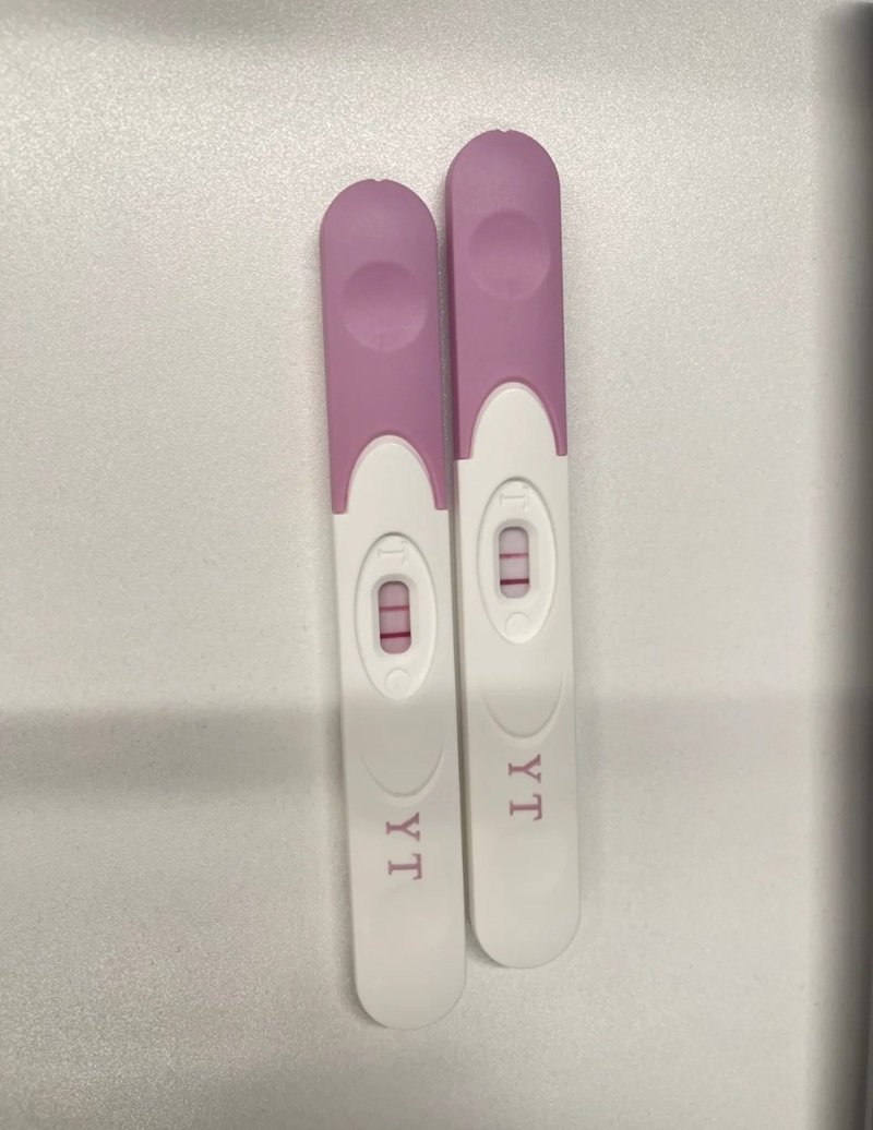 ảnh que thử thai 2 vạch 16