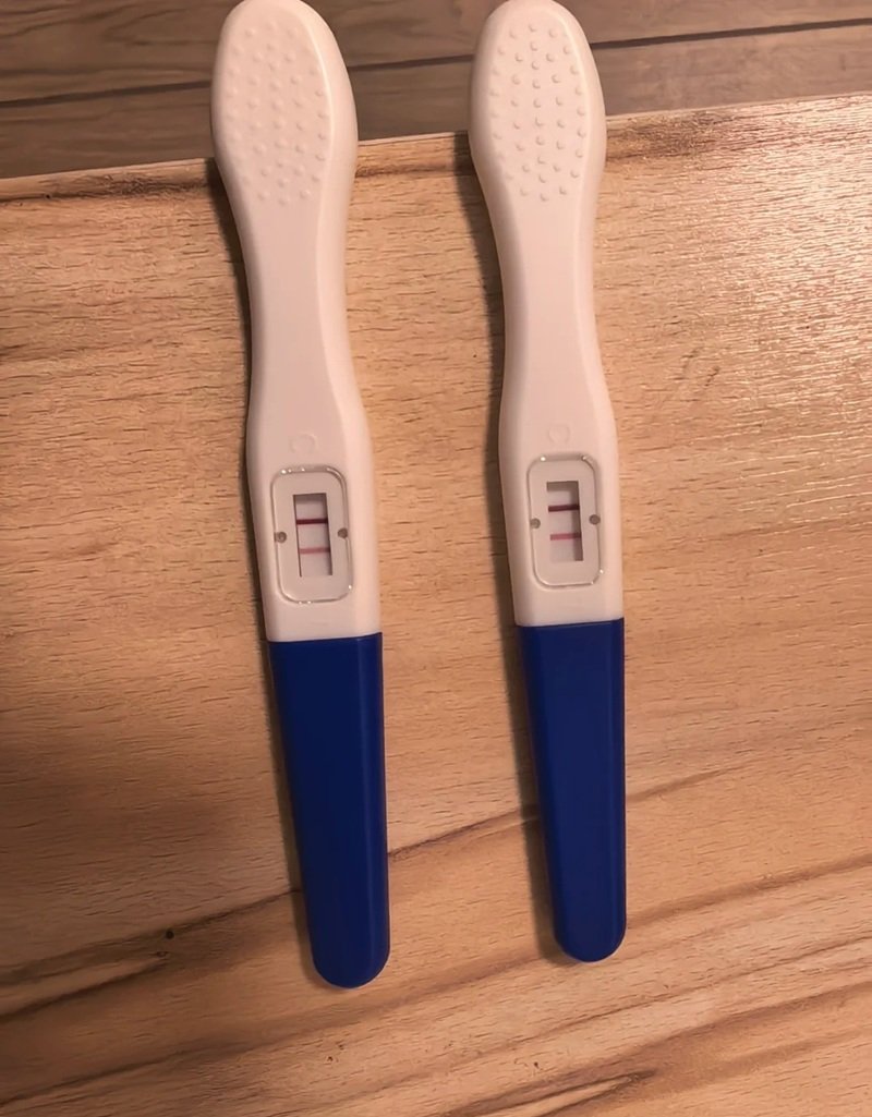 ảnh que thử thai 2 vạch 32