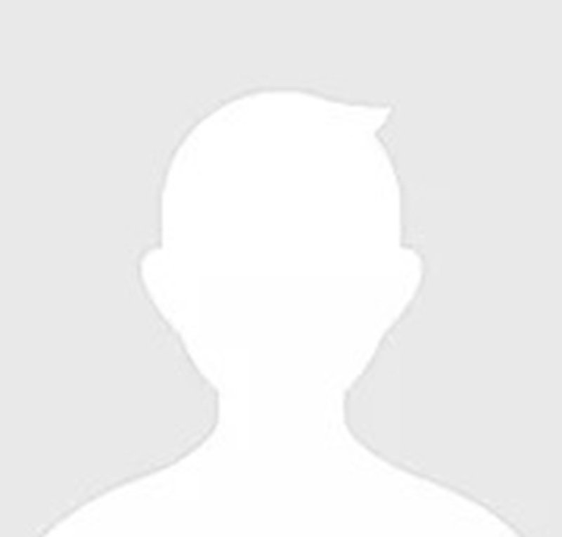 avatar trắng mặc định 32