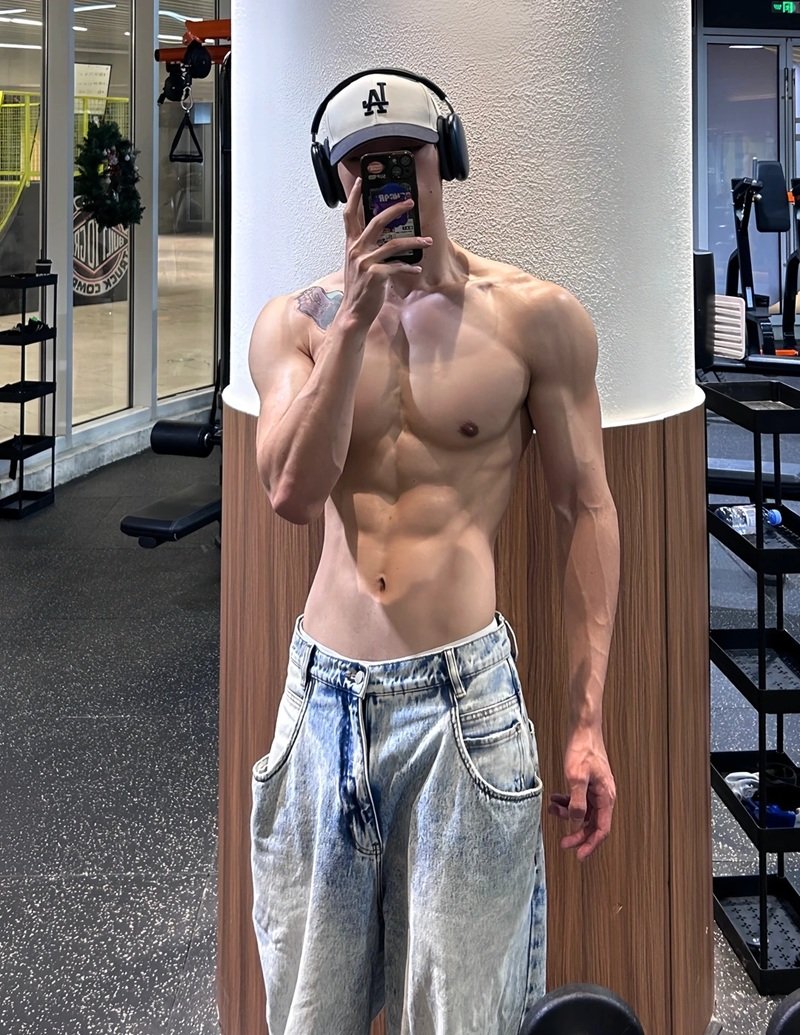 trai đẹp sáu múi 20