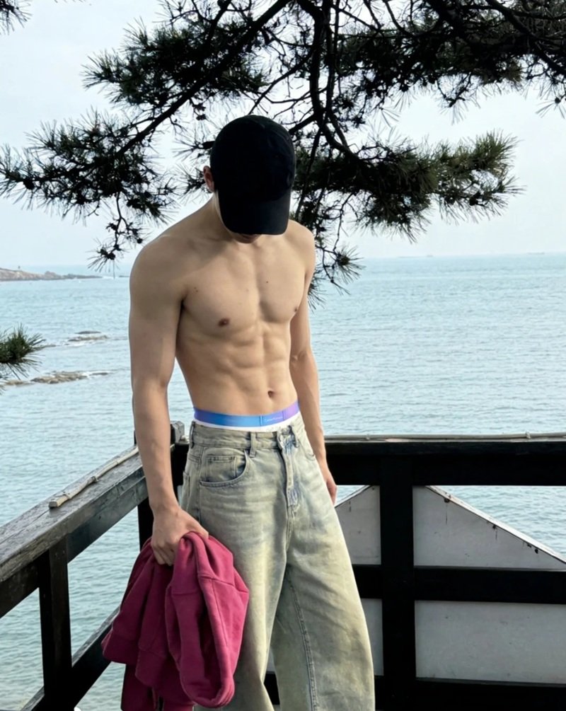 trai đẹp sáu múi 33