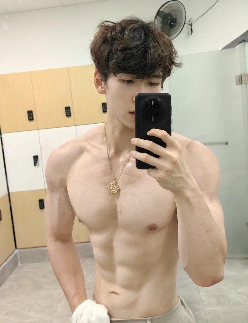 trai đẹp sáu múi 35