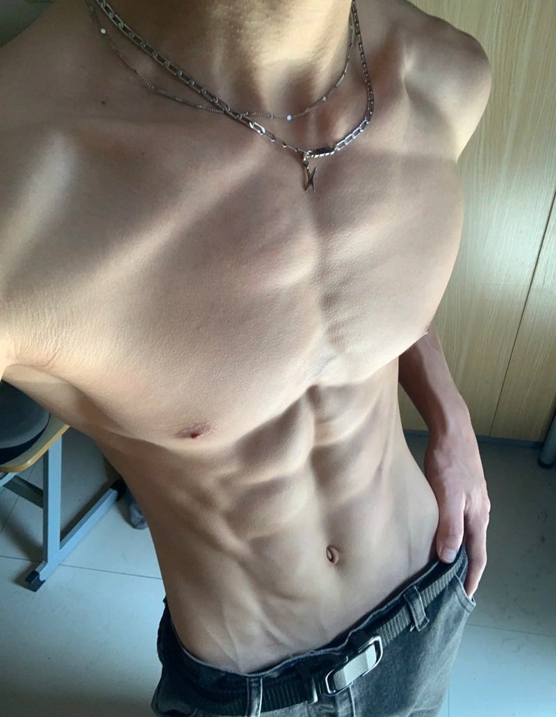 trai đẹp sáu múi 40