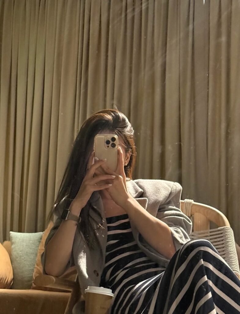 gái xinh che mặt 10