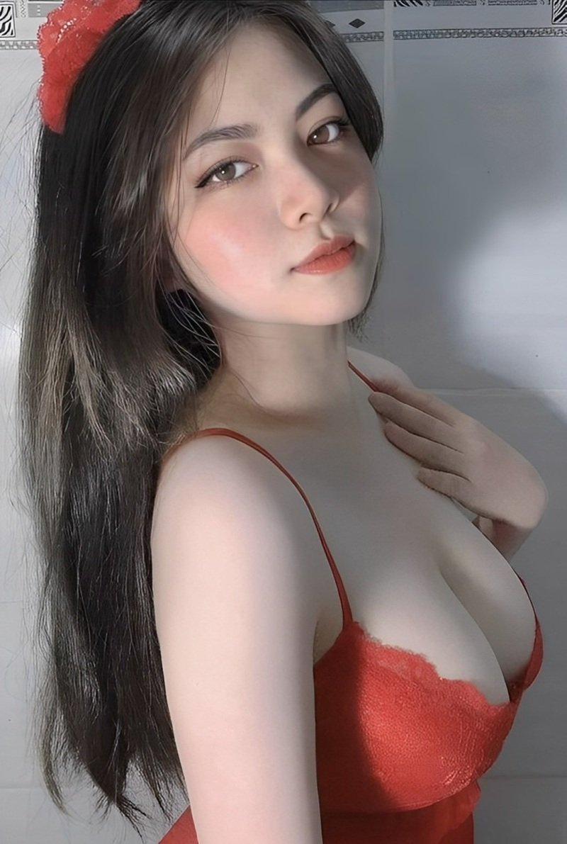 gái xinh khoe ngực​ 29