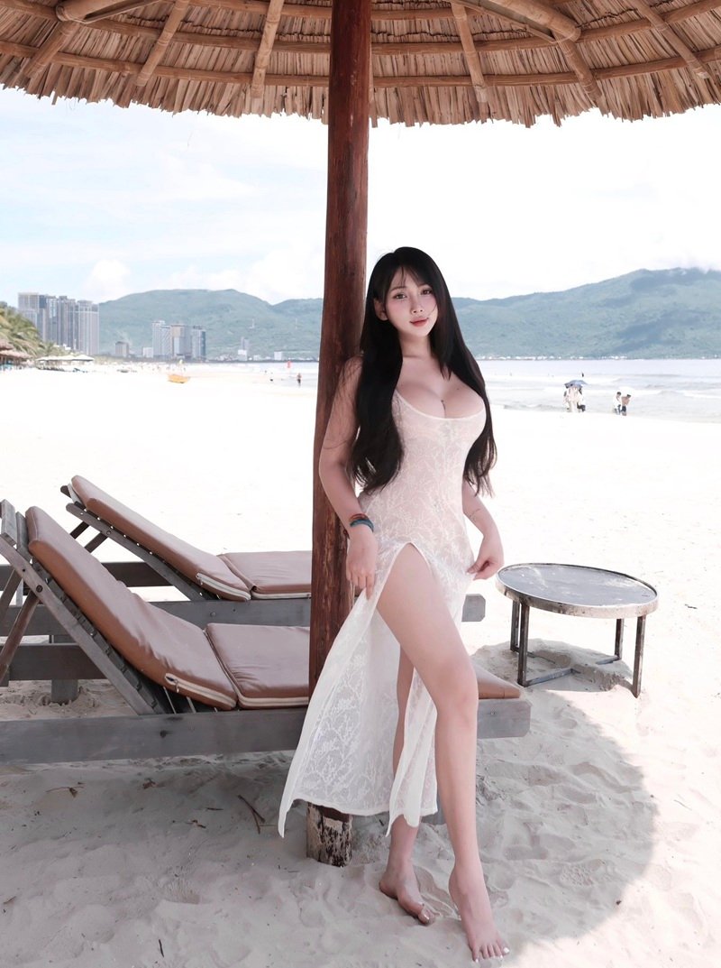 gái xinh vú bự 18