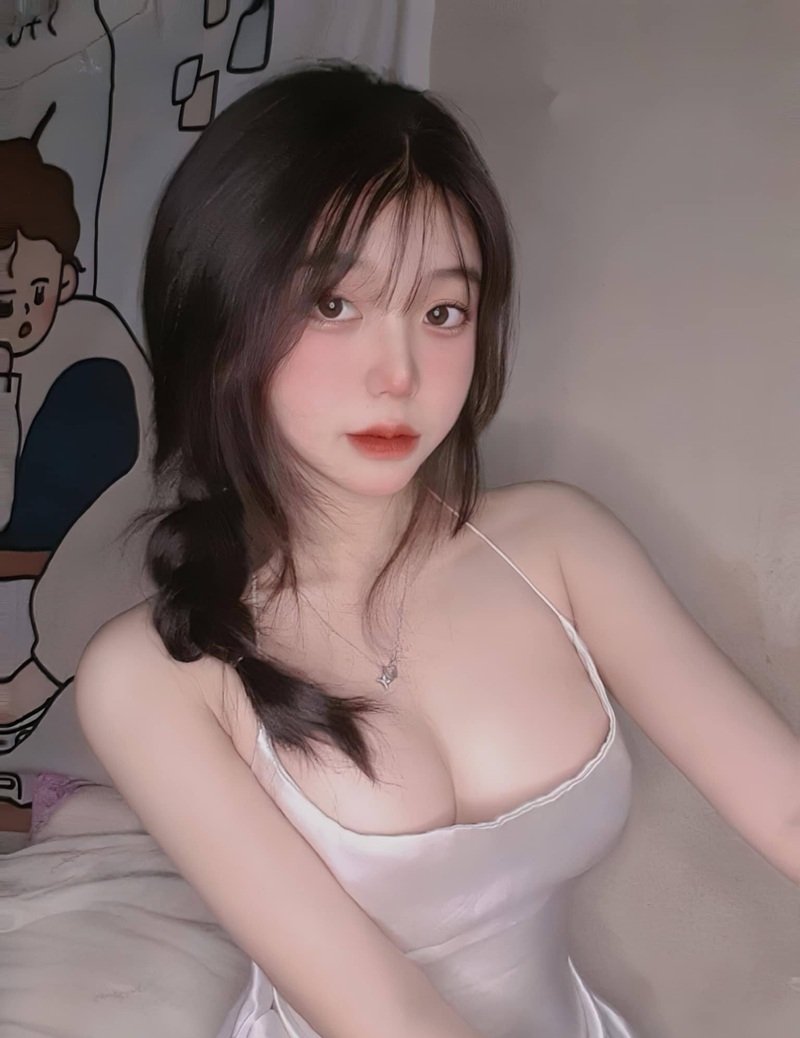 gái xinh vú đẹp​ 3