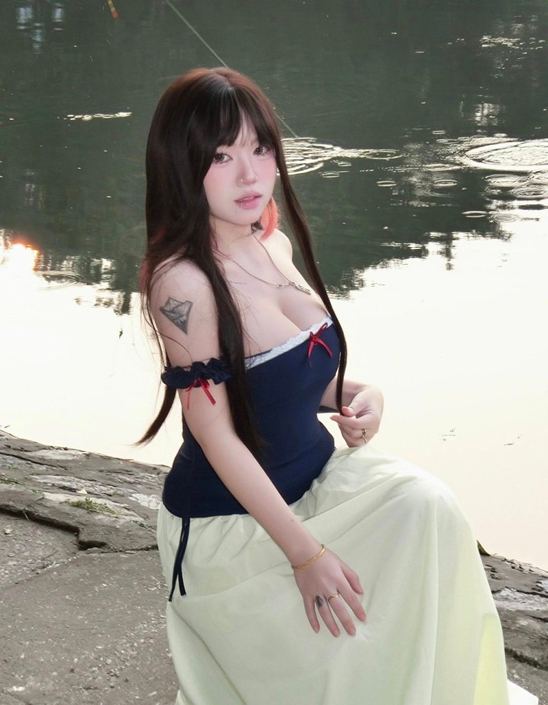 gái xinh vú đẹp​ 35