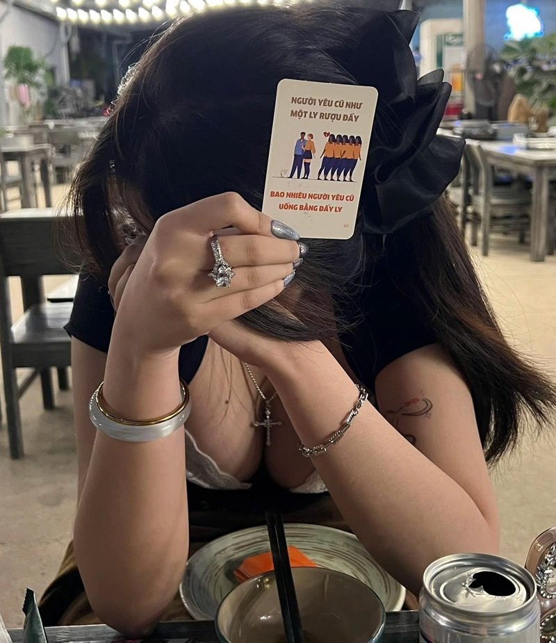 ảnh sexy che mặt​​ 33