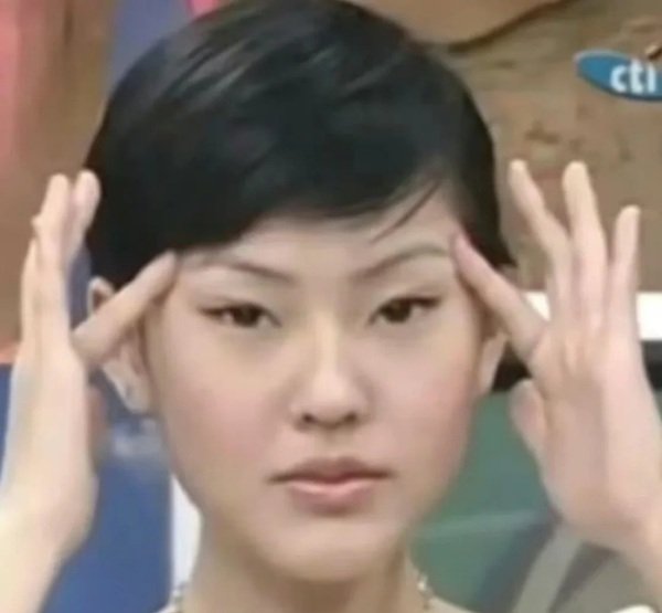Bất lực meme lan truyền nhanh trên TikTok Facebook