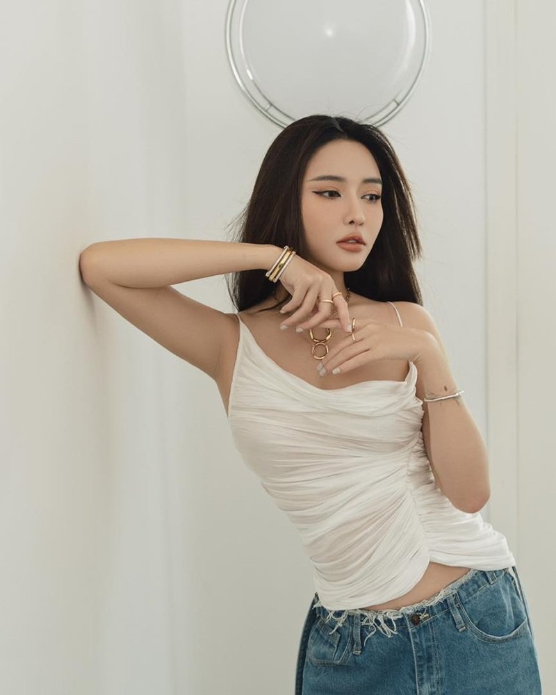 bích phương sexy 17