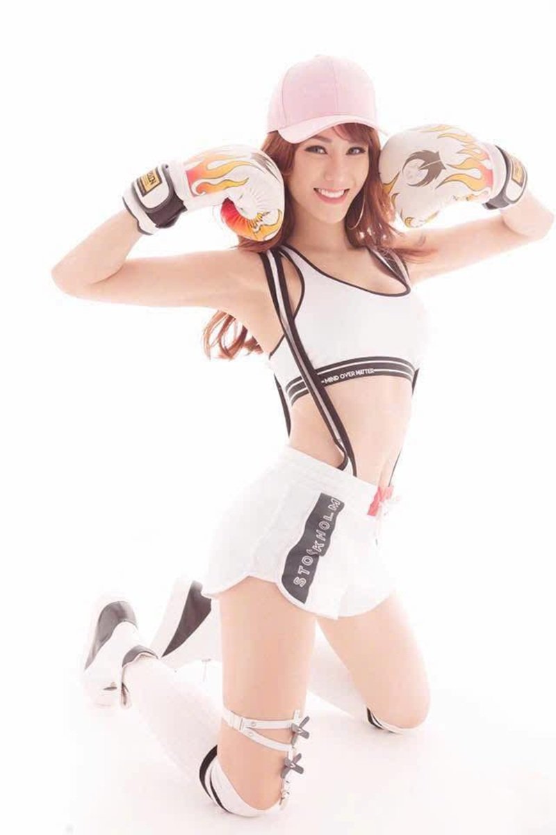 diệp lâm anh sexy​ 37