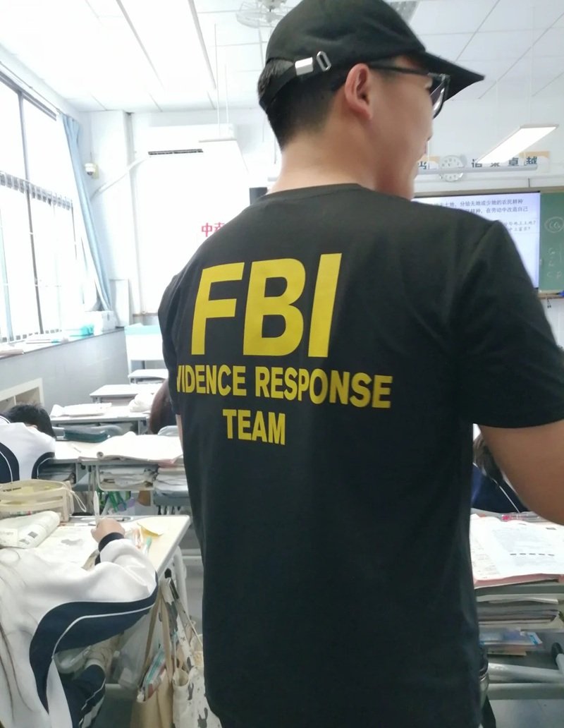 meme hài truy tìm