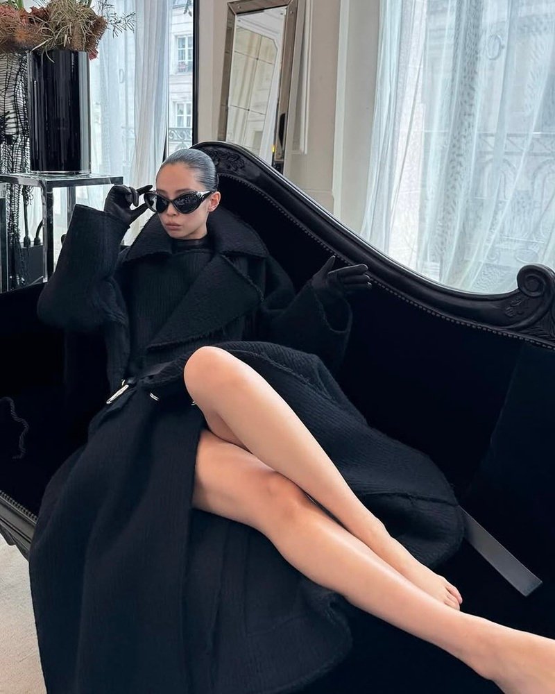 jennie sexy​​ 39