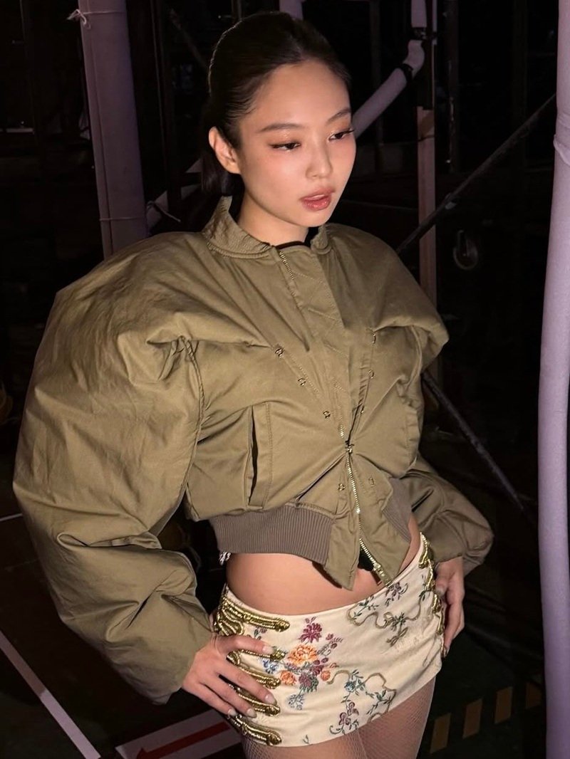 jennie sexy​​ 6