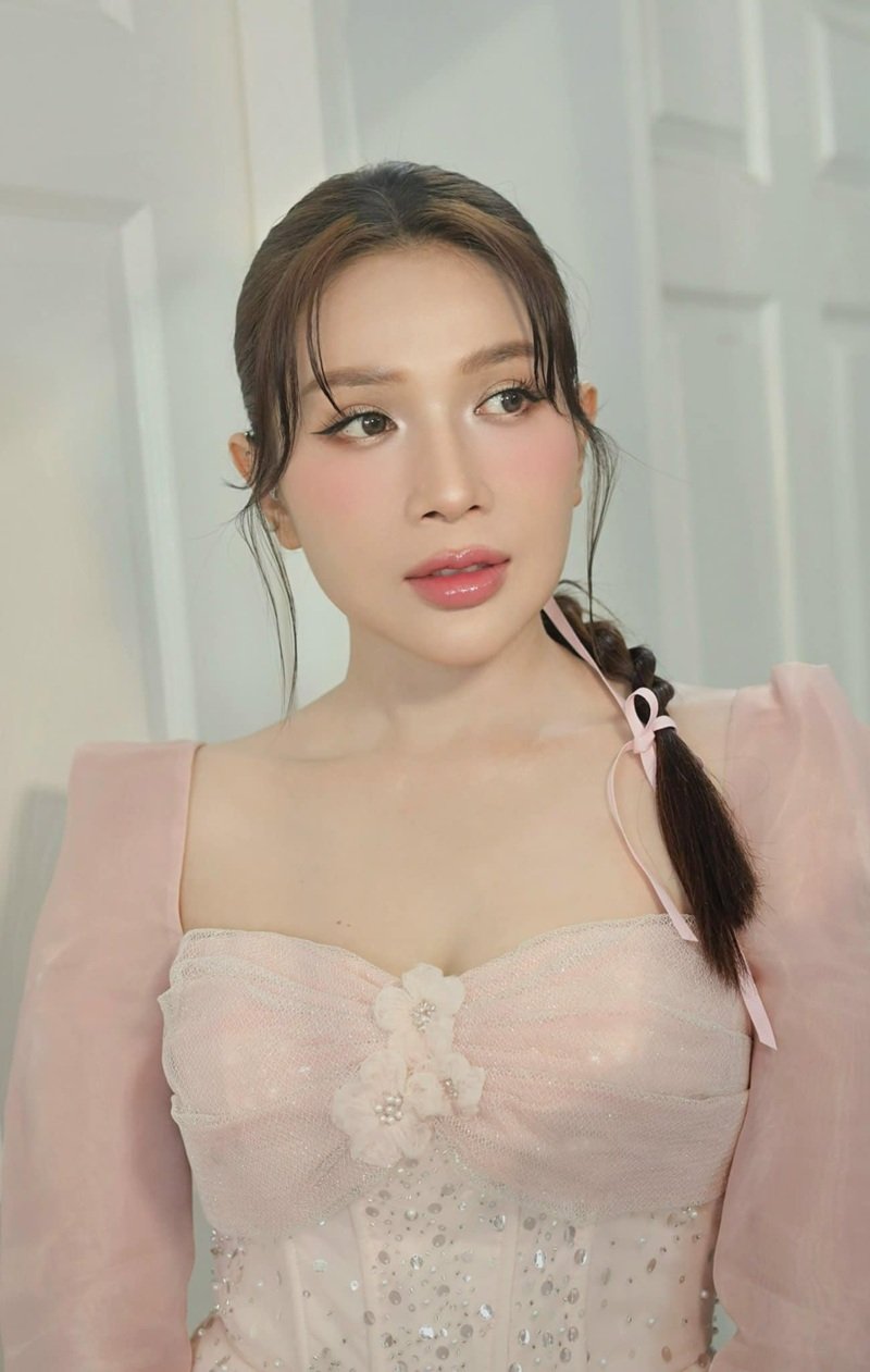 khả như sexy 14
