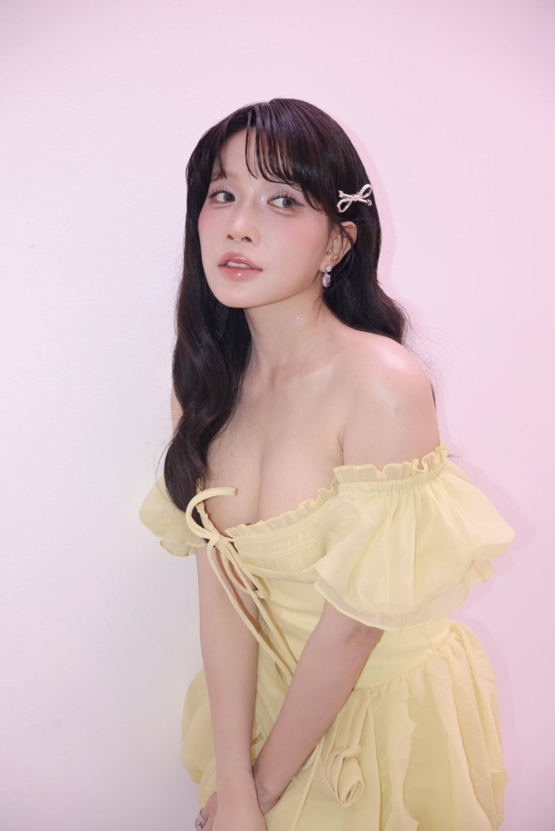 khả như sexy 32