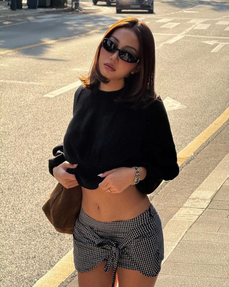 lê thị khánh huyền sexy 27
