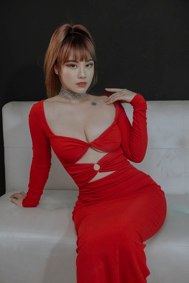 linh miu sexy 18