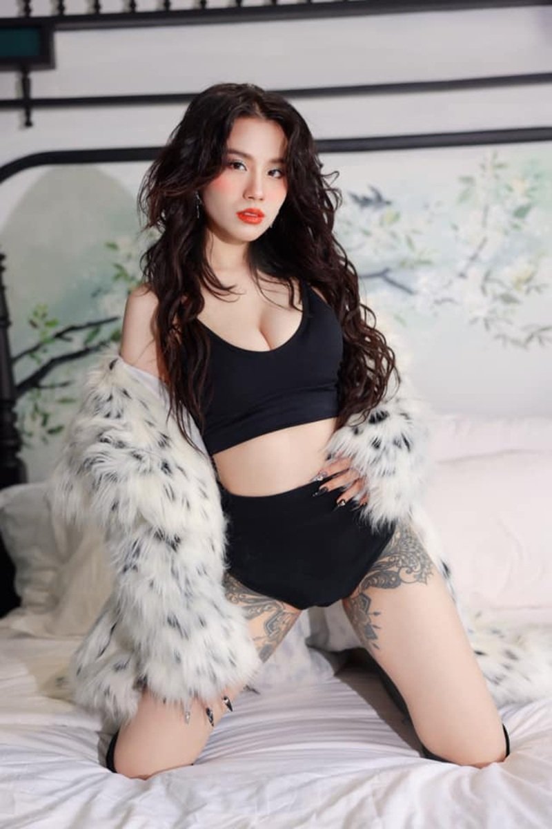 linh miu sexy 28