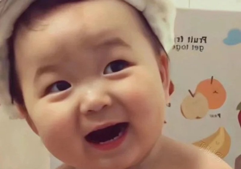 meme hài hước từ Meme Ảnh Em Bé Cute