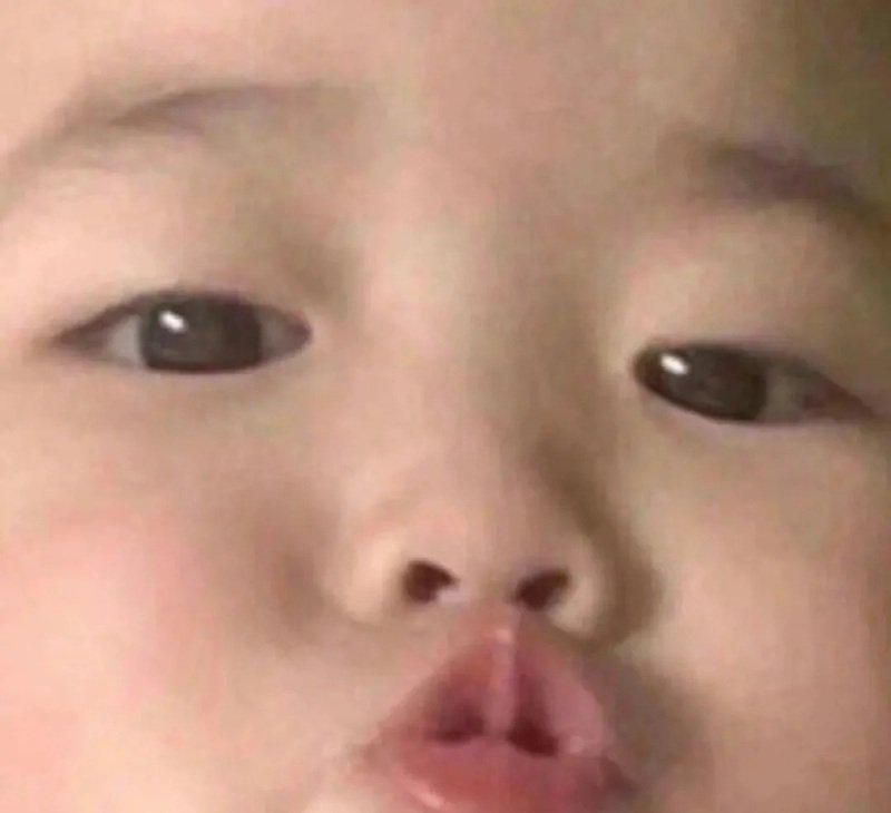 ảnh meme em bé ngộ nghĩnh lan truyền mạng