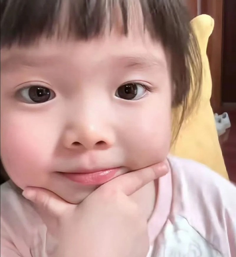 meme em bé biểu cảm khó đỡ cực kỳ thú vị