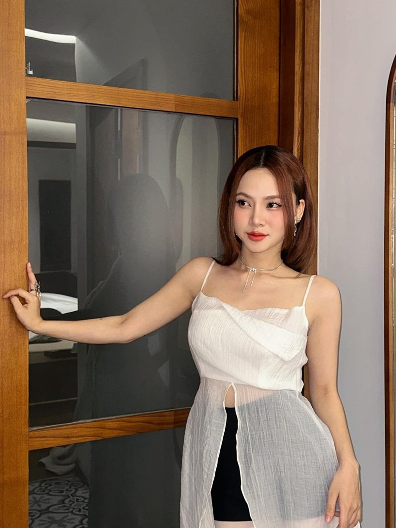 ngô lan hương sexy 2