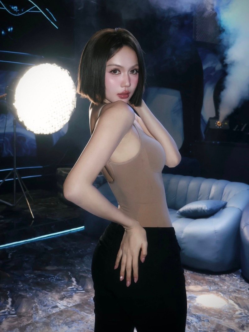 ngọc trinh sexy 15