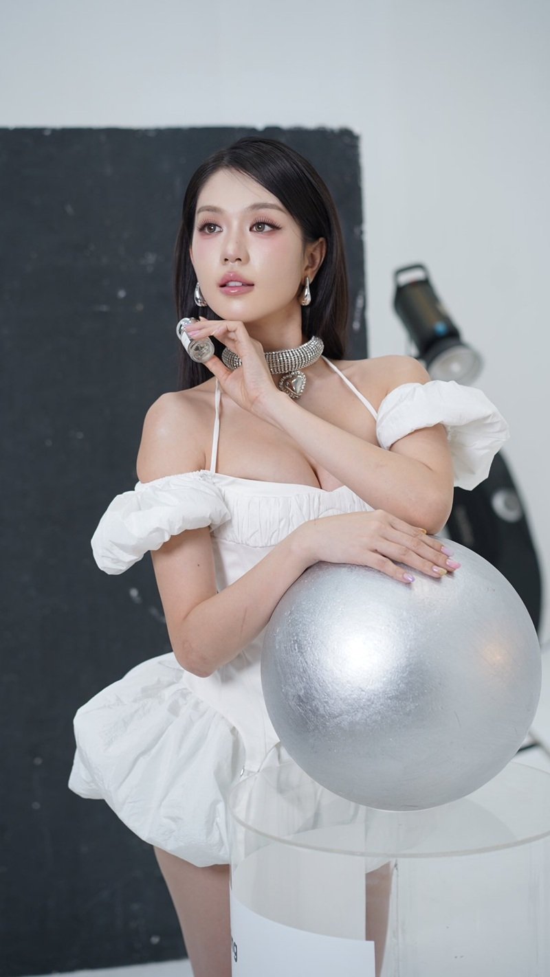 ngọc trinh sexy 20