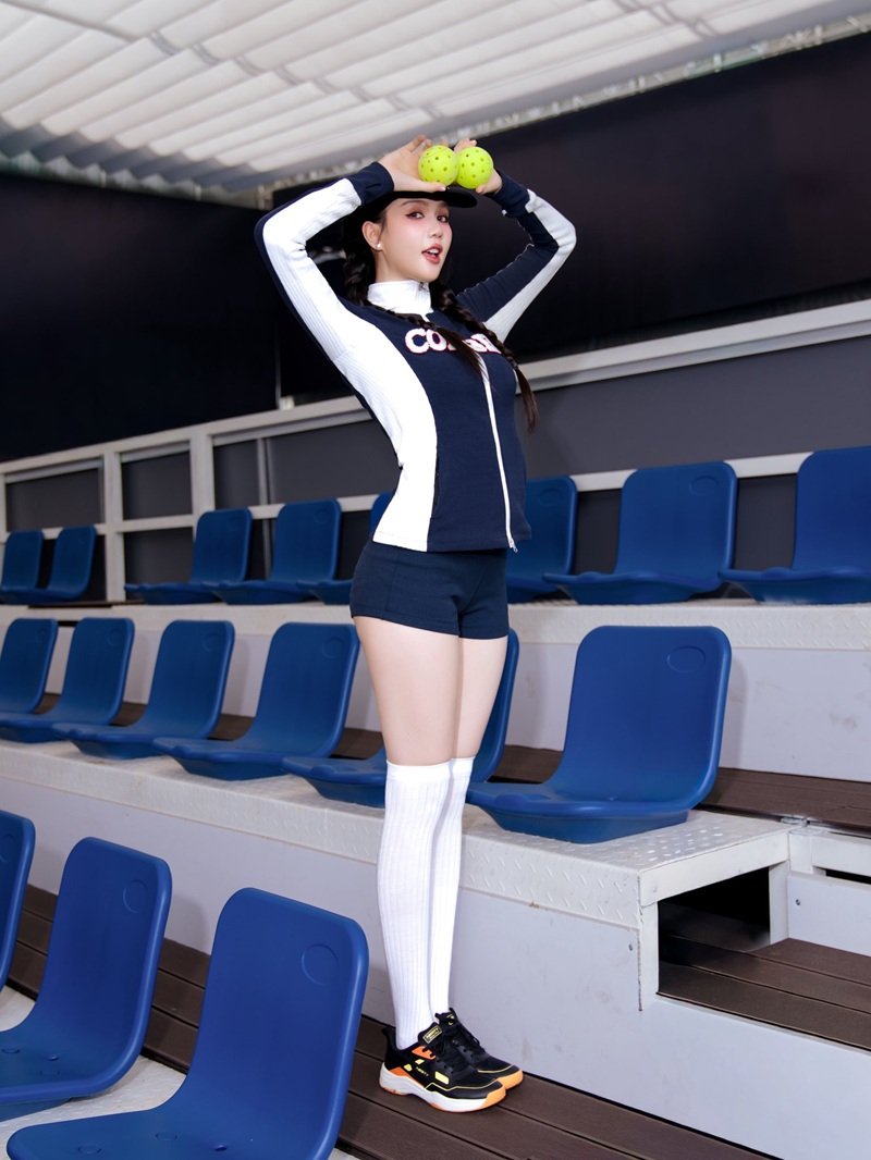 ngọc trinh sexy 30