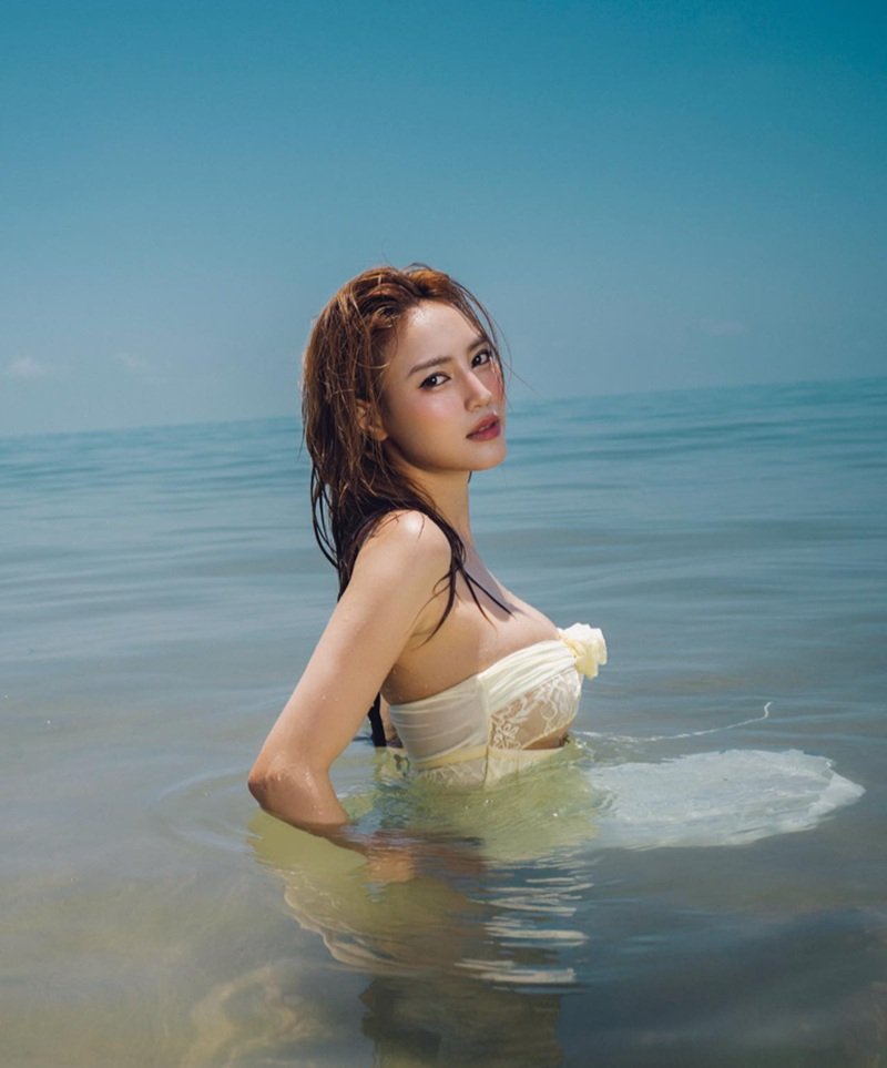 ninh dương lan ngọc sexy​ 14