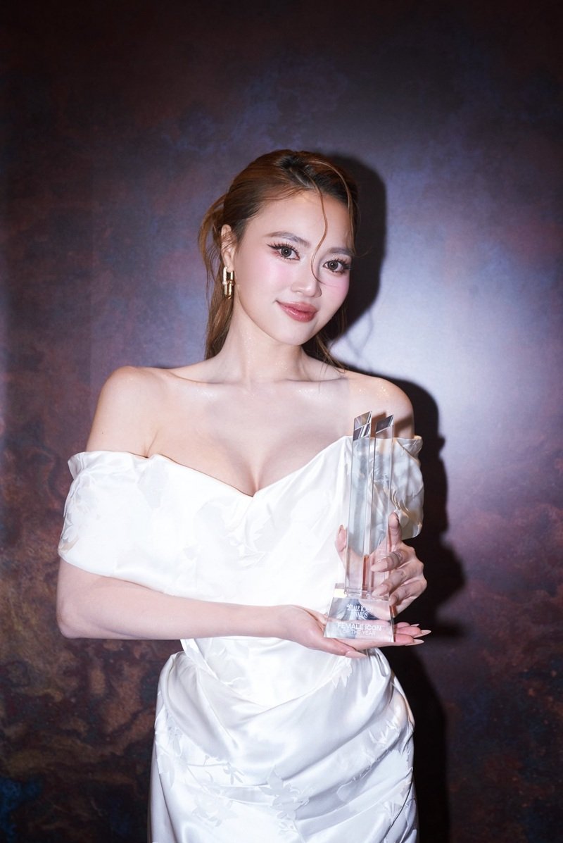 ninh dương lan ngọc sexy​ 31