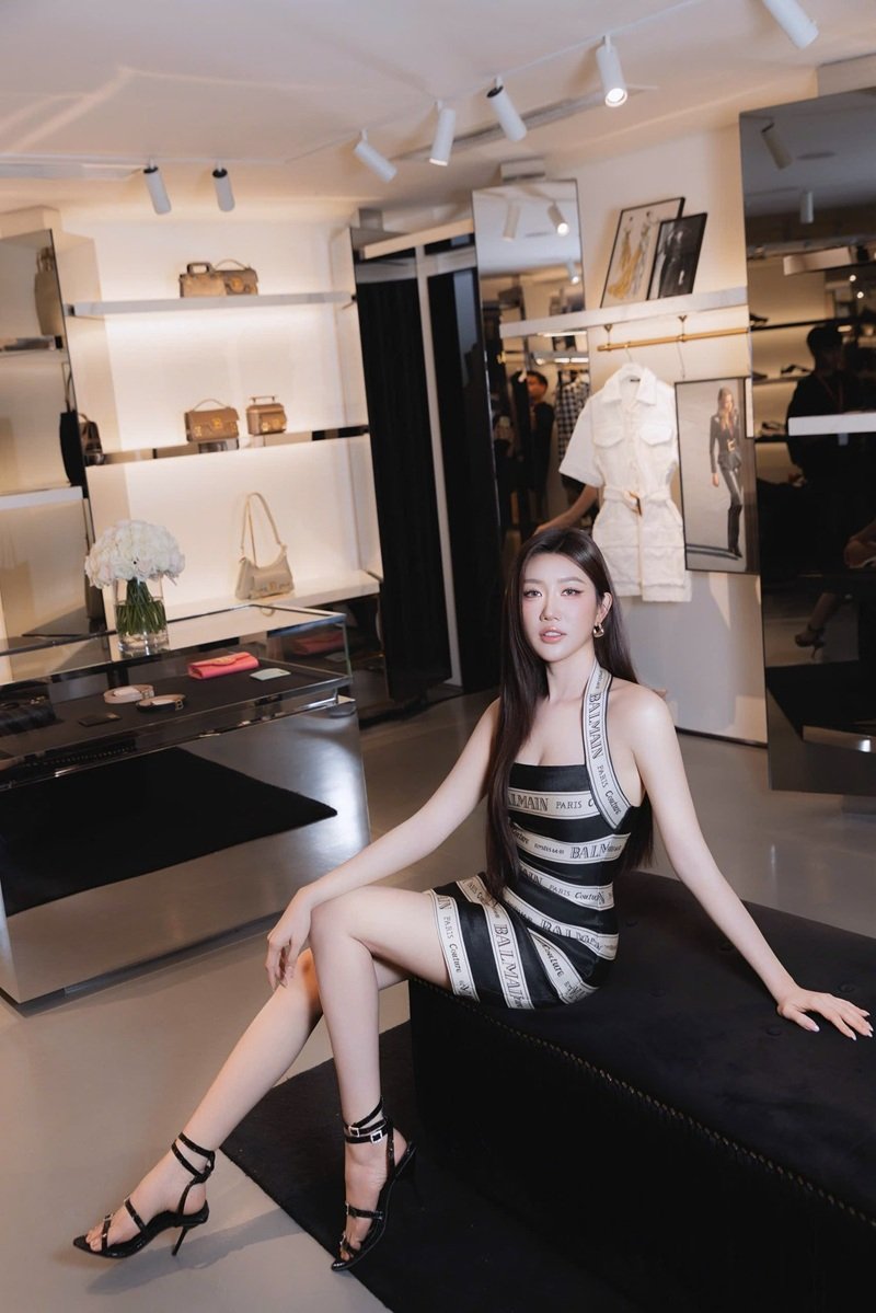 thuý ngân sexy​ 13