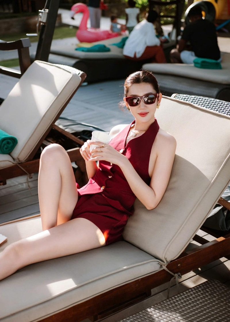 thuý ngân sexy​ 16