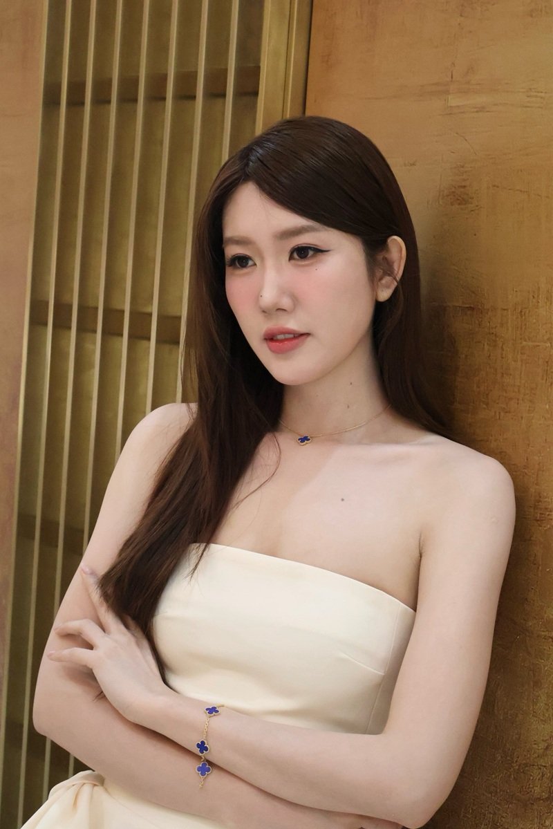 thuý ngân sexy​ 33