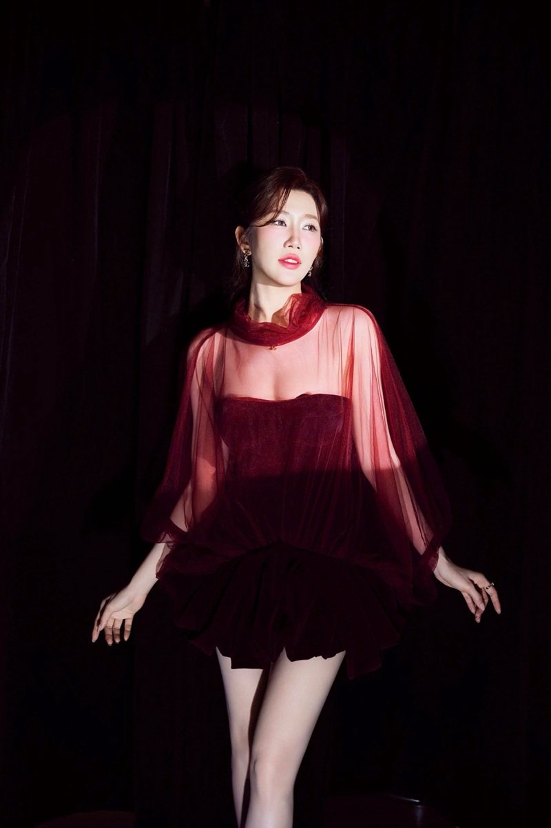 thuý ngân sexy​ 34